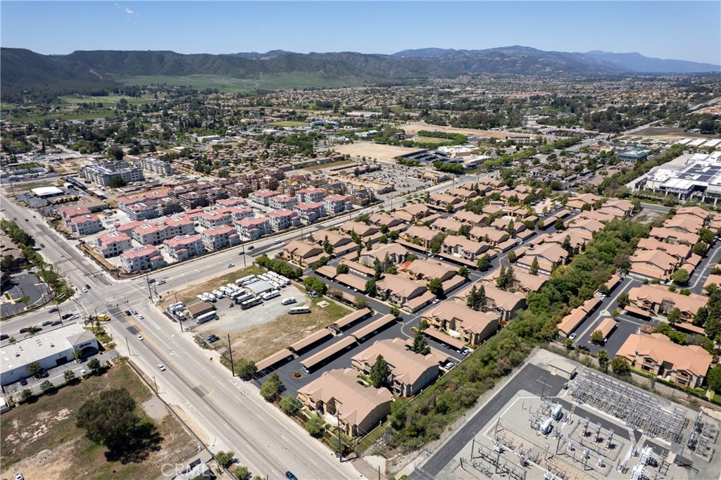 41410 Juniper Street 1111