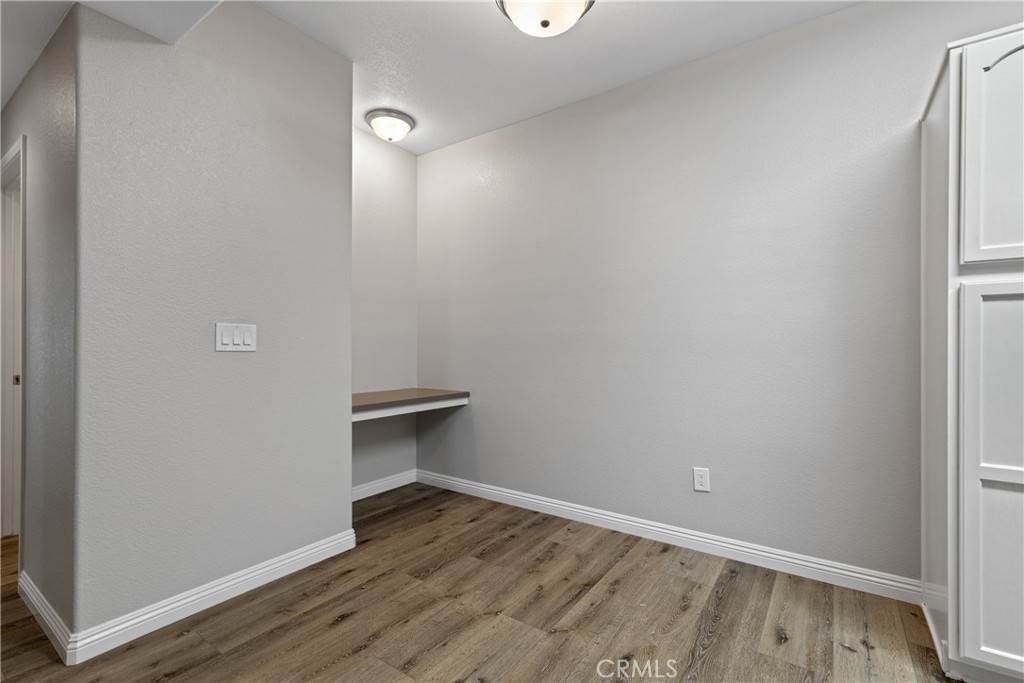 41410 Juniper Street 1111