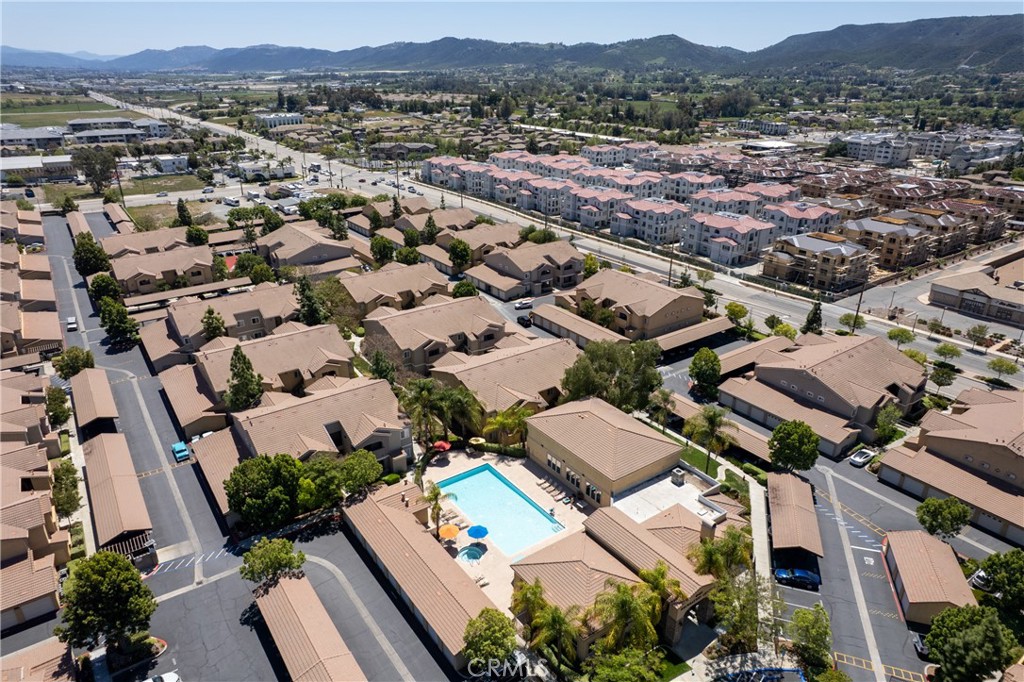 41410 Juniper Street 1111