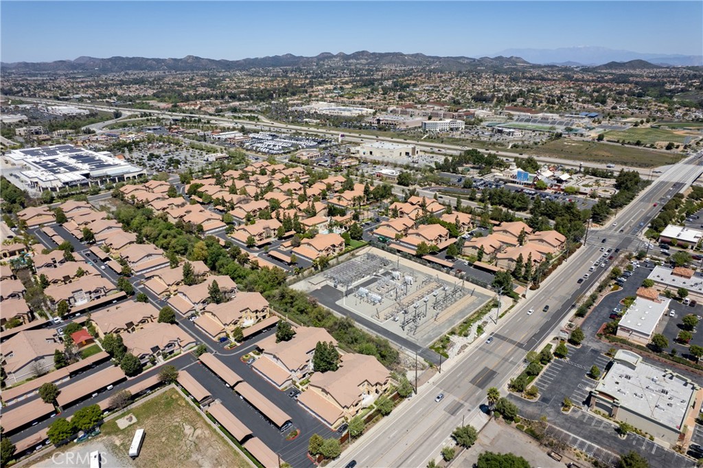 41410 Juniper Street 1111