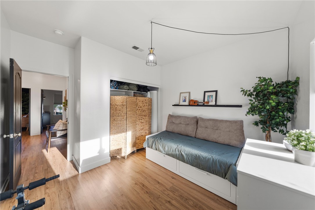 1123 Ticonderoga Lane