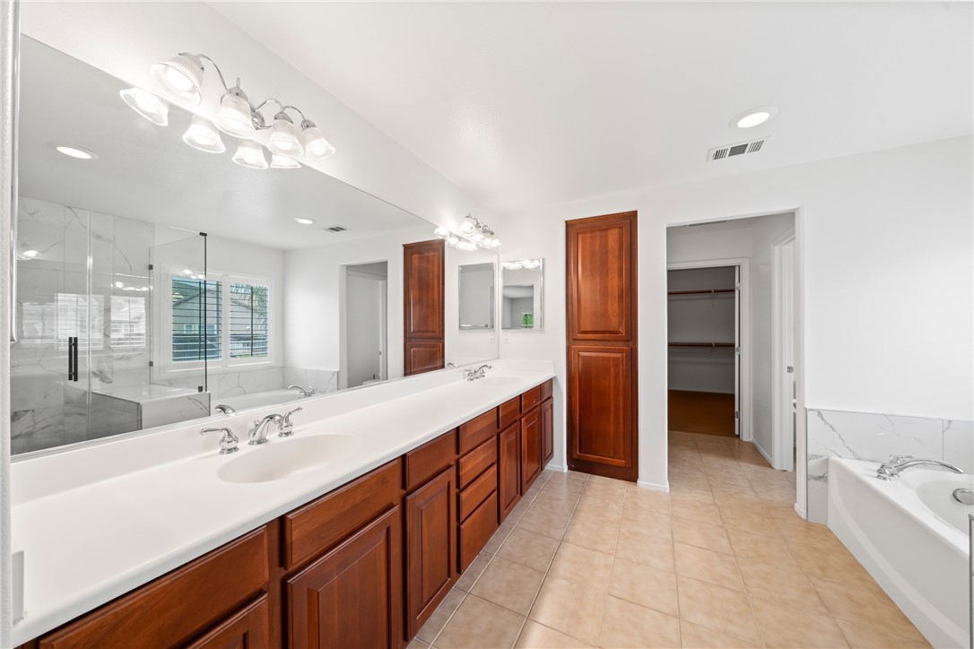 28638 Queensland Drive