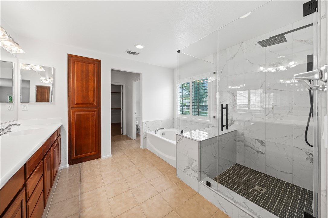 28638 Queensland Drive