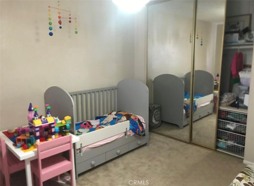 2100 W Palmyra Avenue 43