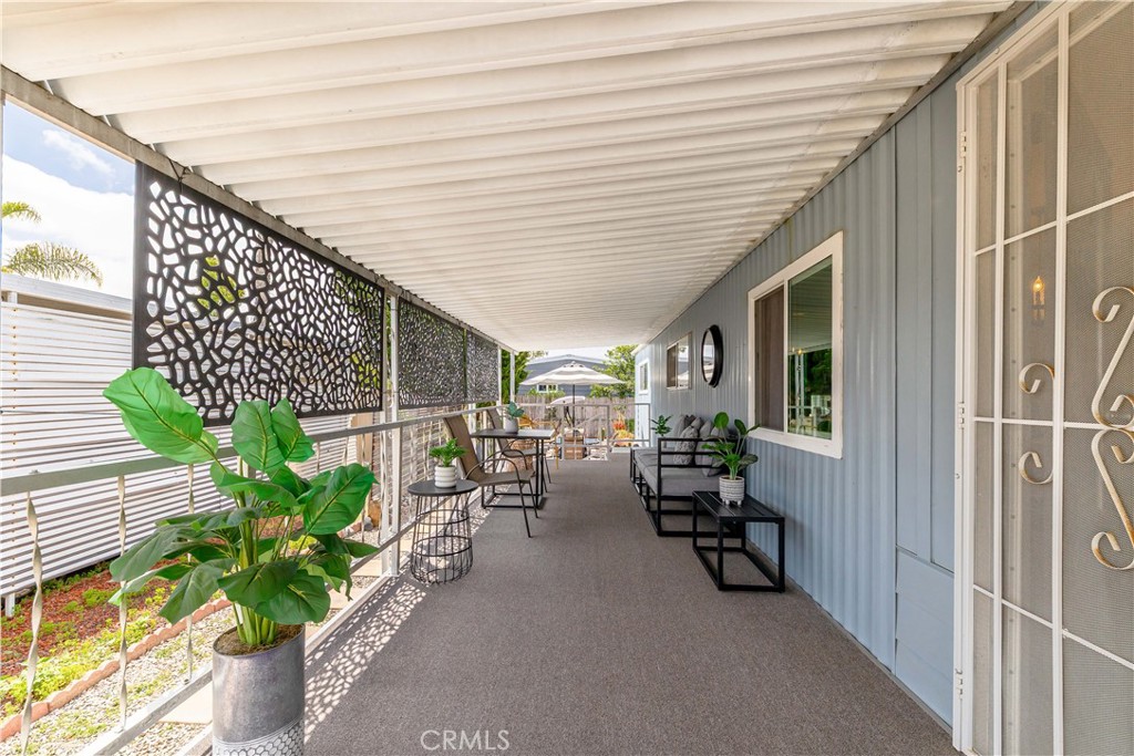 200 N El Camino Real 67