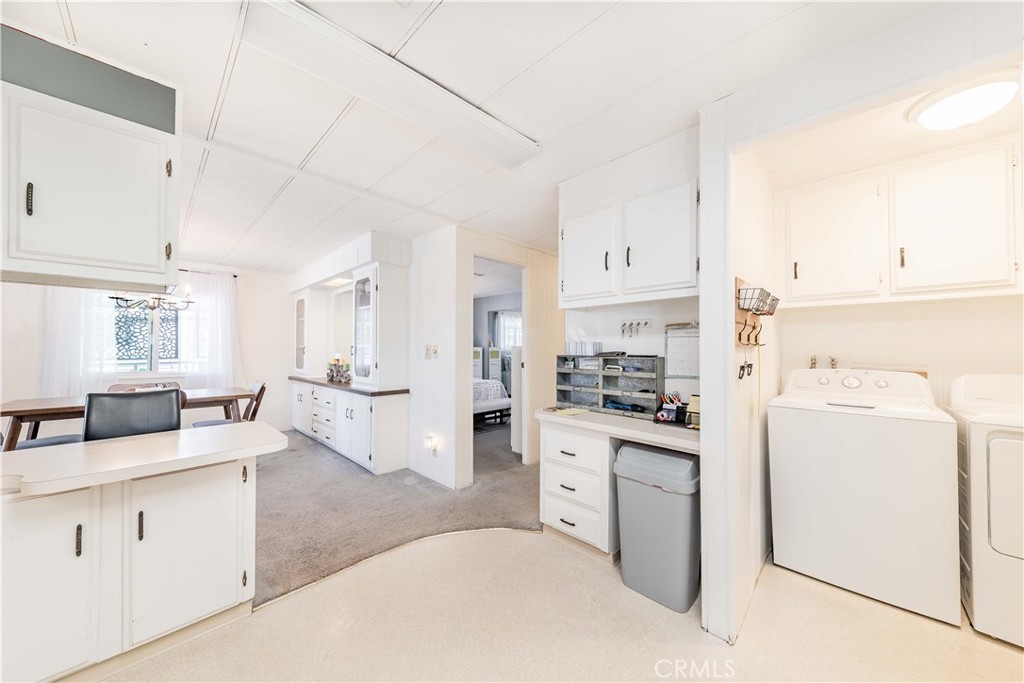 200 N El Camino Real 67