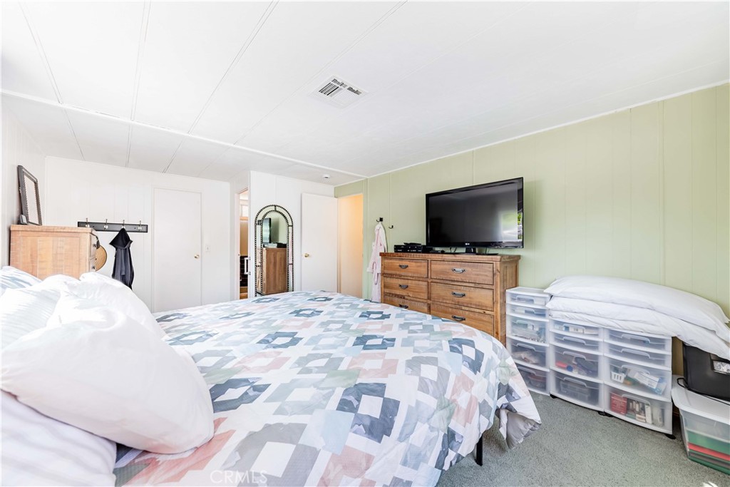 200 N El Camino Real 67