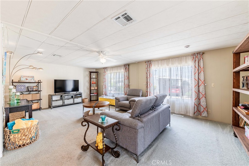 200 N El Camino Real 67