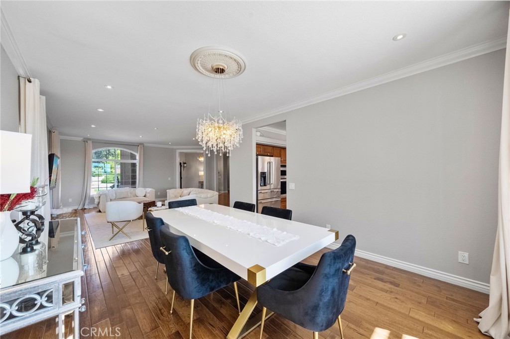 40493 Calle Katerine