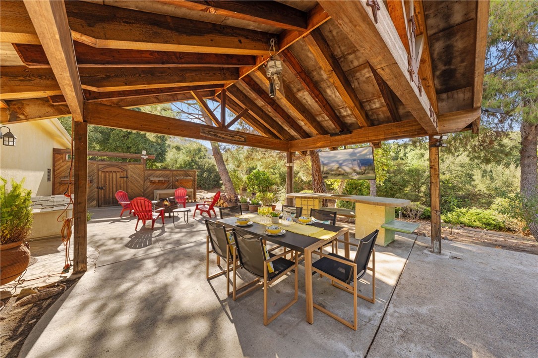 41225 Hacienda Drive