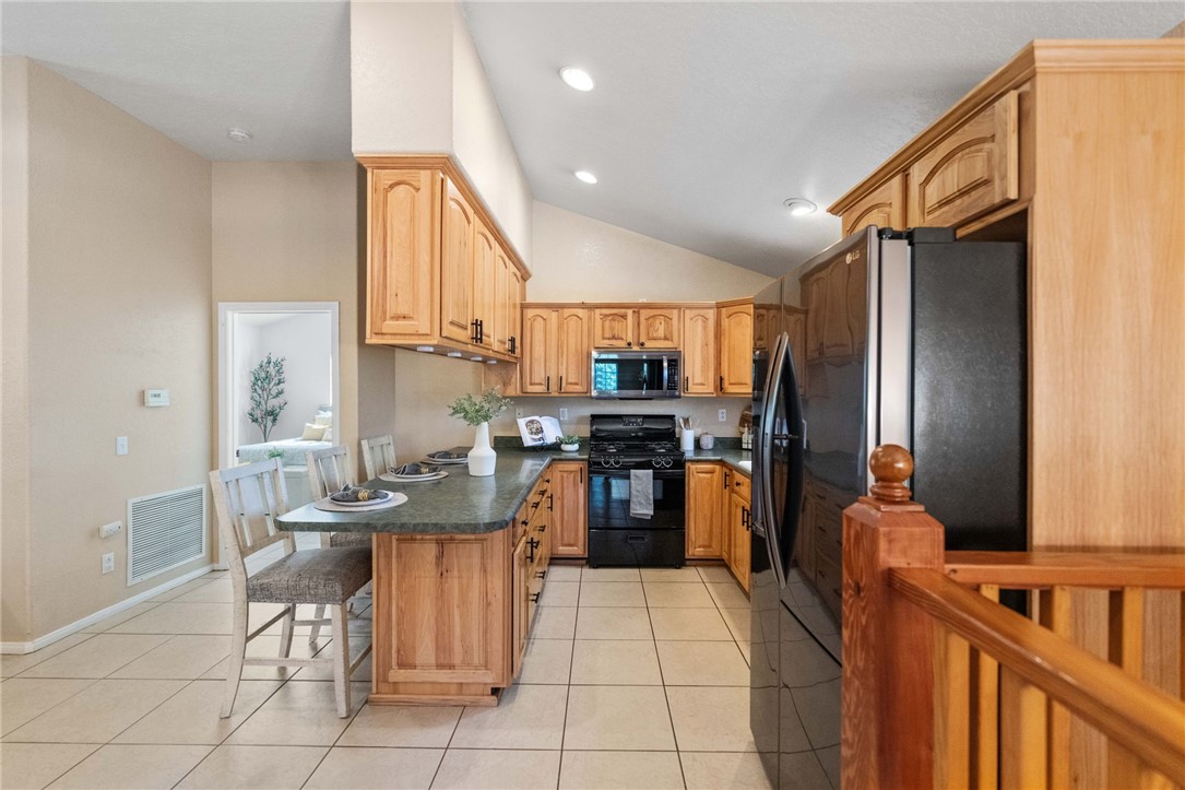 41225 Hacienda Drive