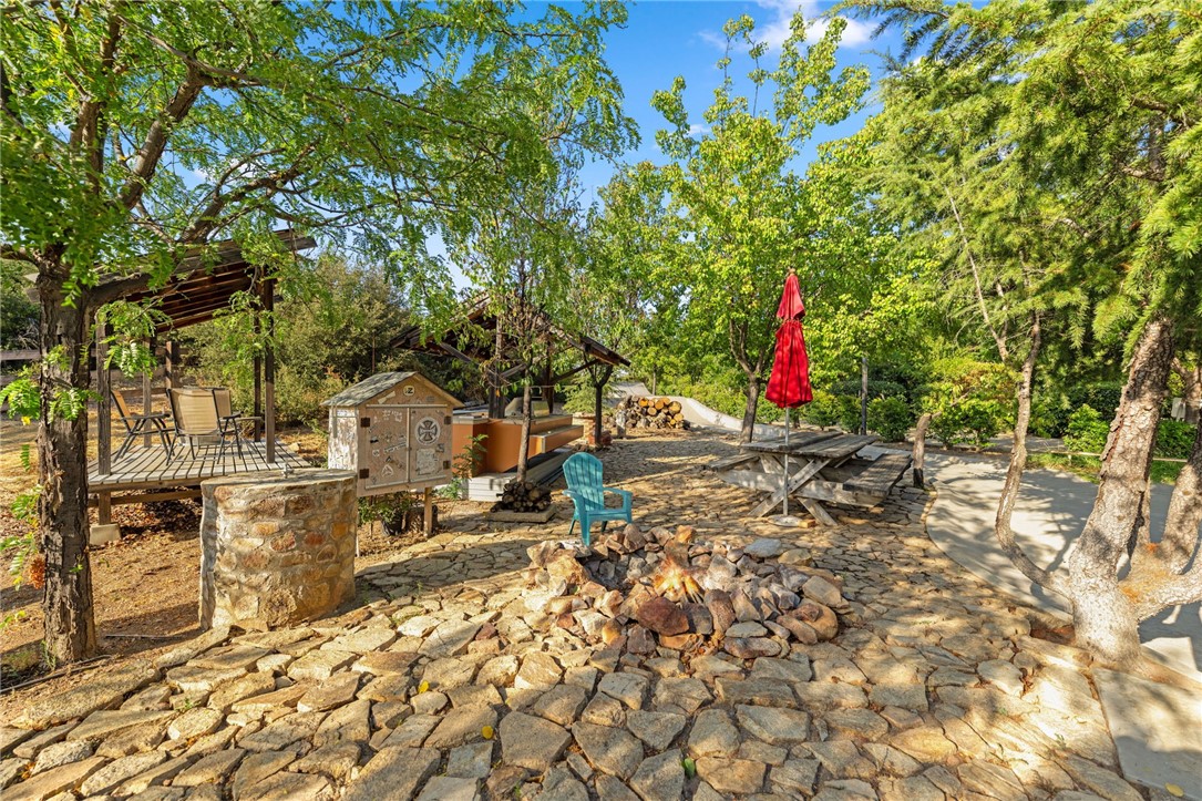 41225 Hacienda Drive