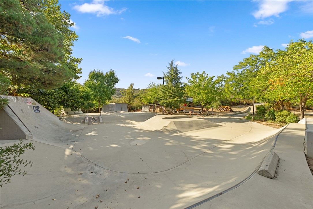 41225 Hacienda Drive