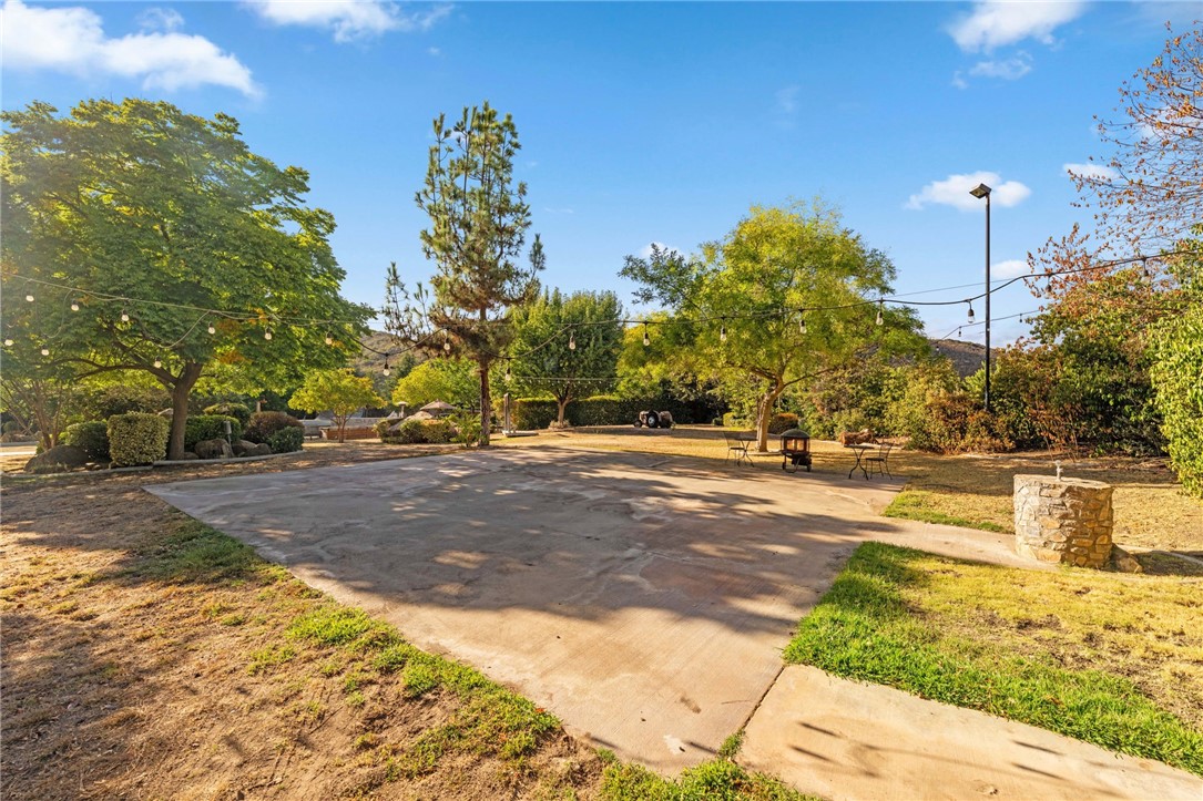 41225 Hacienda Drive