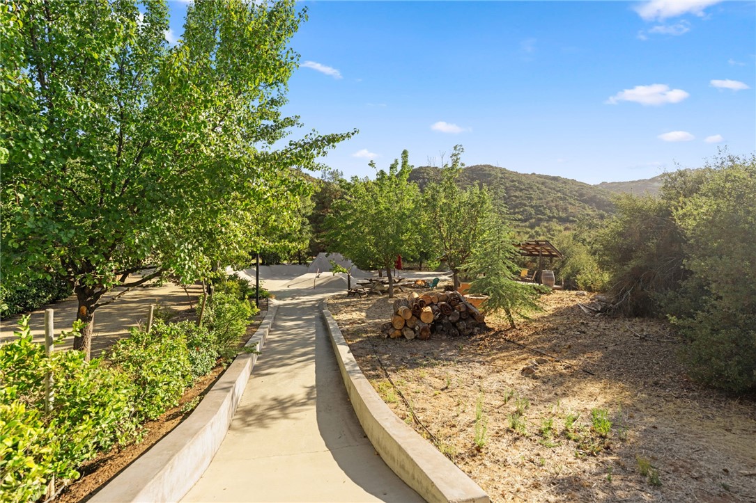 41225 Hacienda Drive
