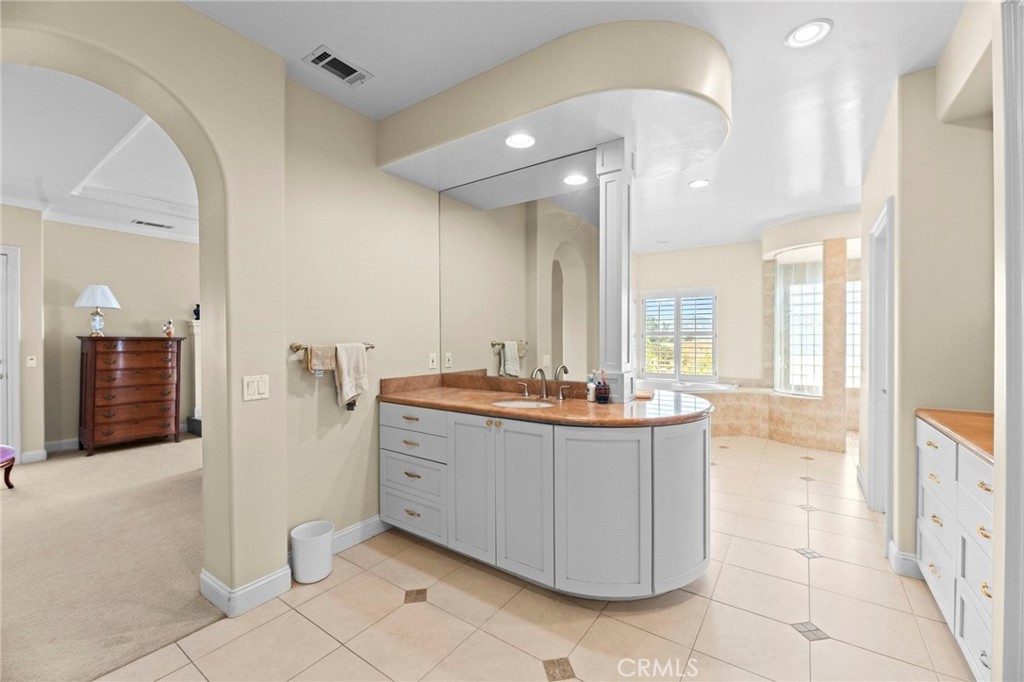 43845 Calle De Velardo