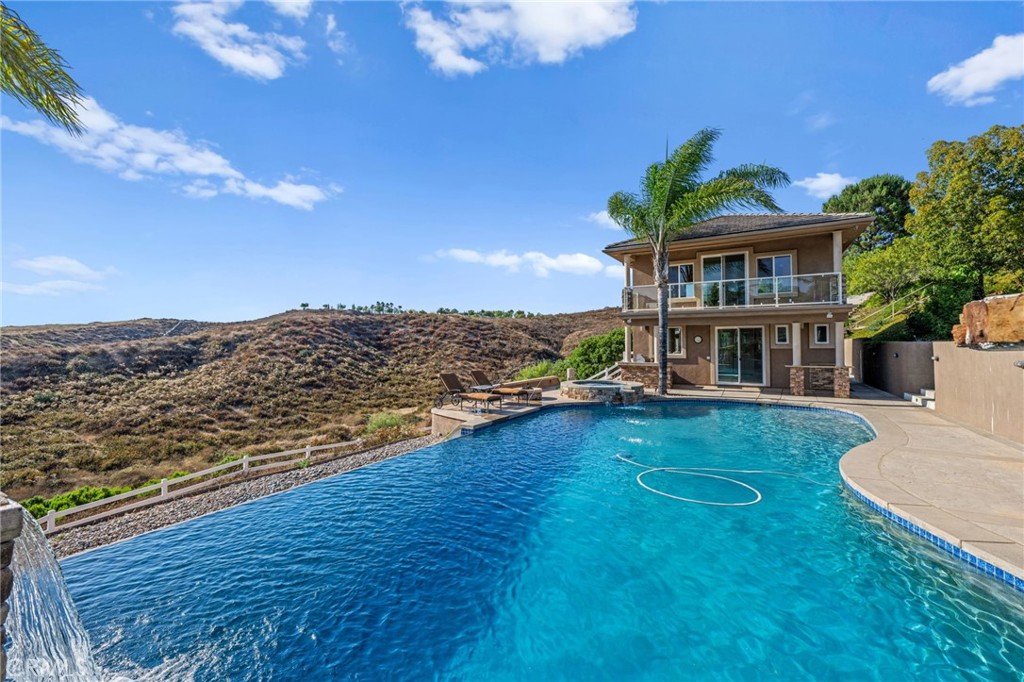 43845 Calle De Velardo