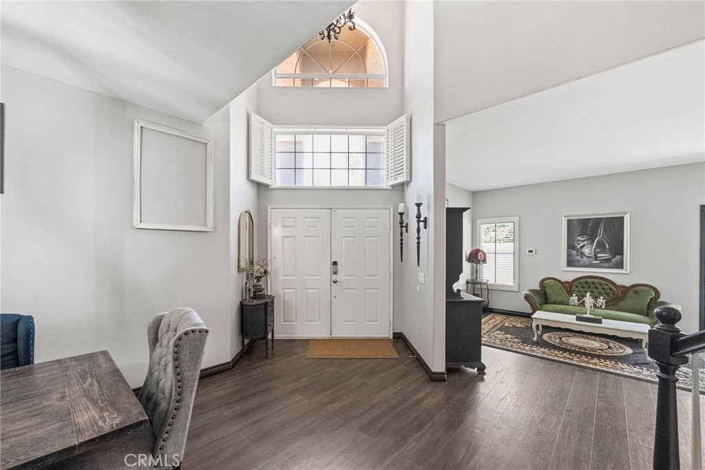 40406 Calle Katerine