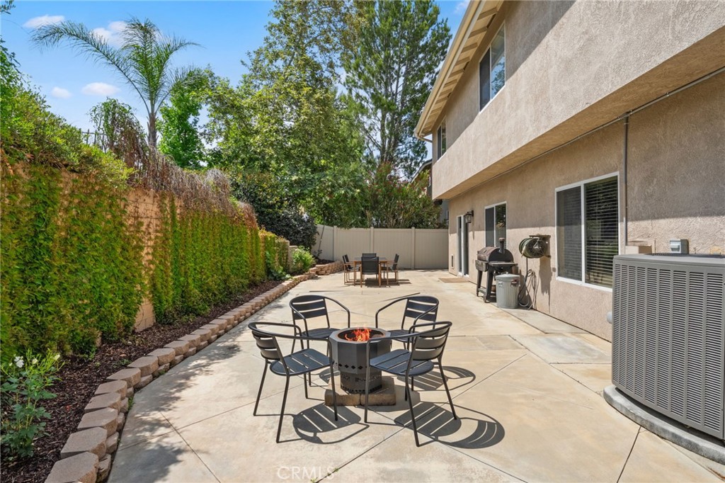 40406 Calle Katerine