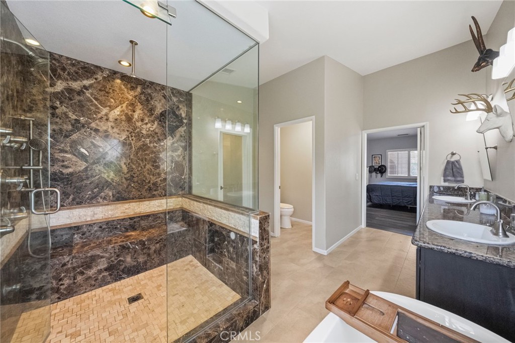 40406 Calle Katerine