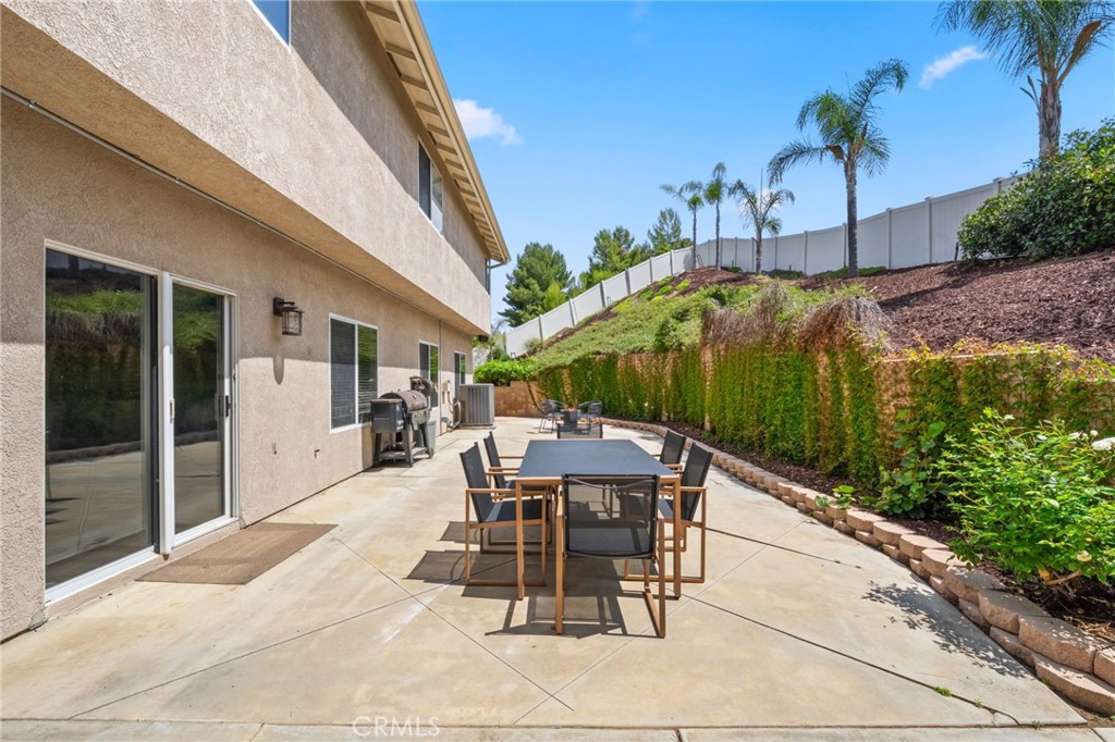 40406 Calle Katerine