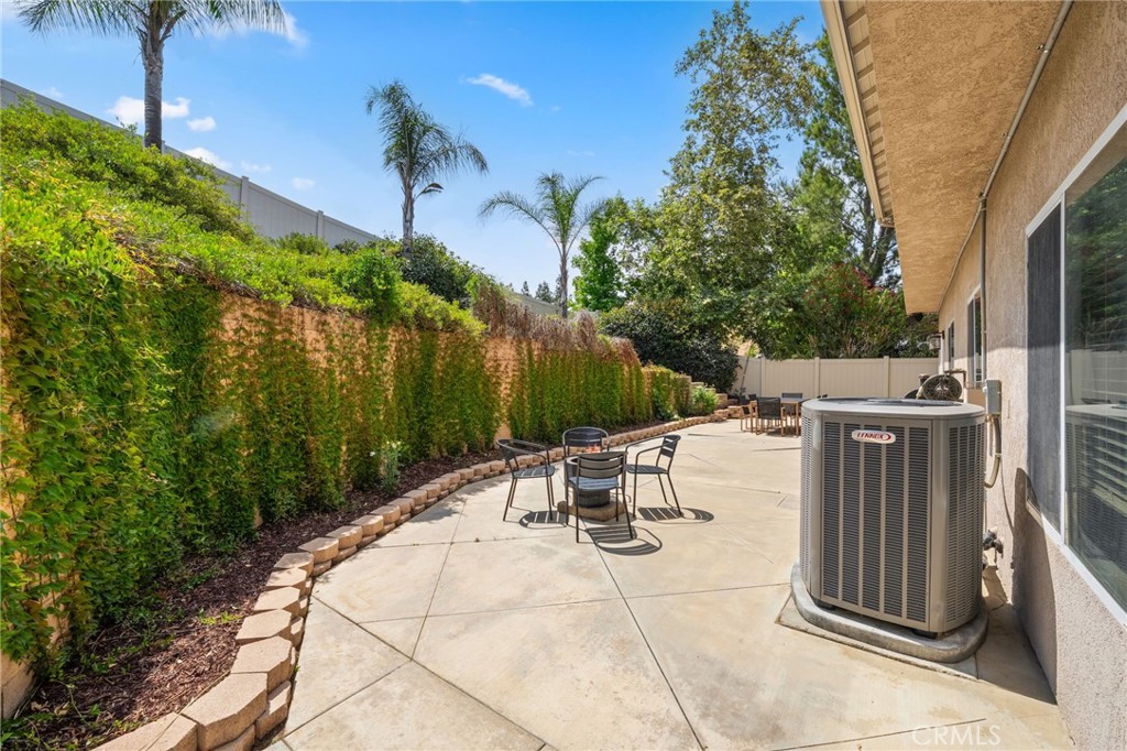 40406 Calle Katerine