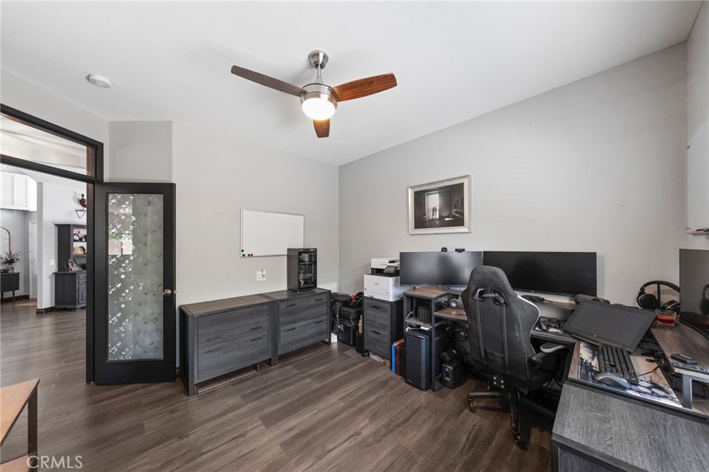 40406 Calle Katerine