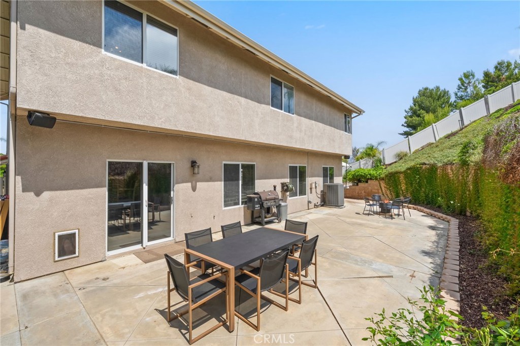 40406 Calle Katerine