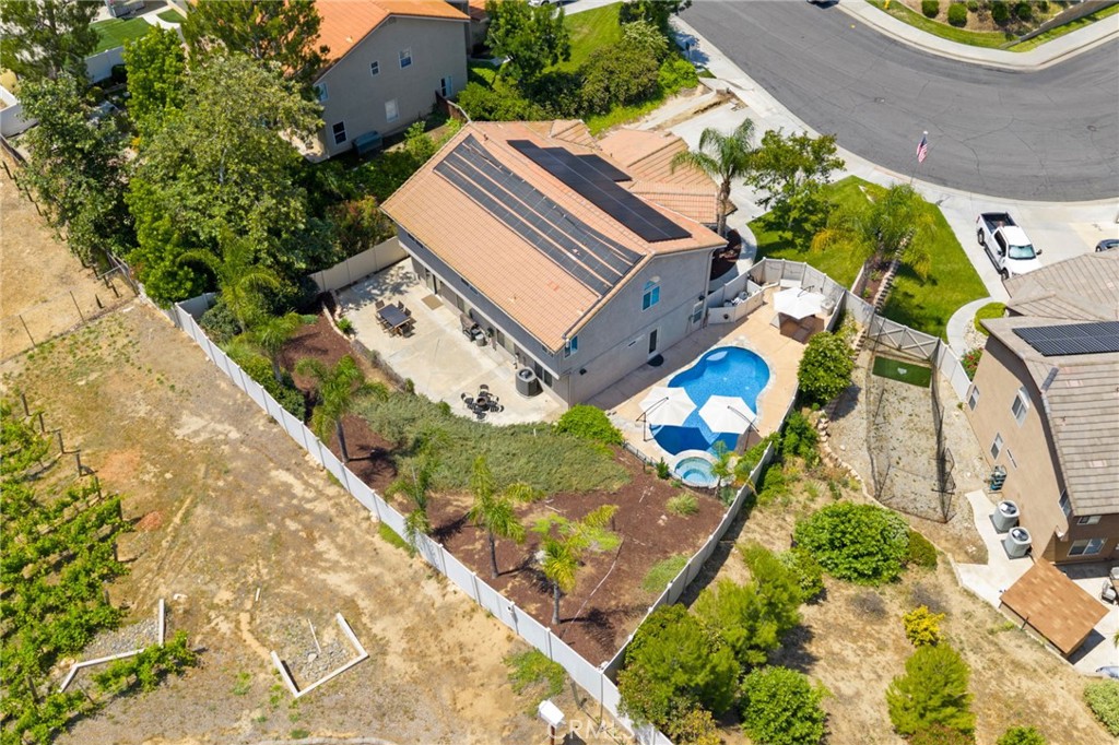 40406 Calle Katerine