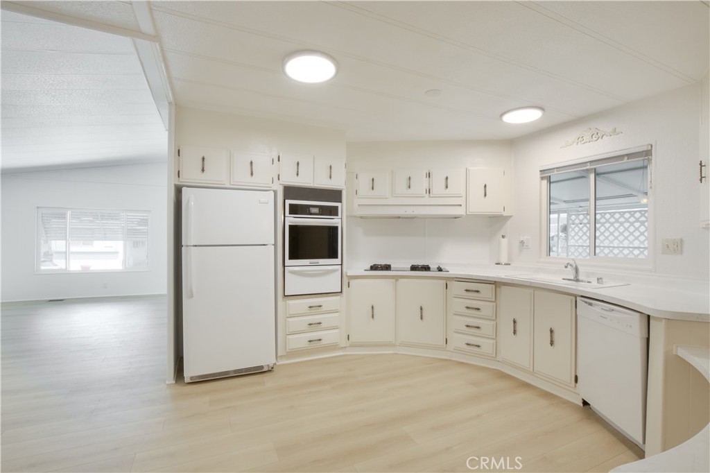 27601 Sun City Boulevard 217