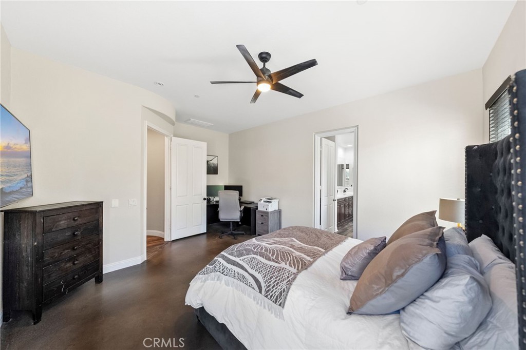 982 Camino Del Arroyo Drive 49