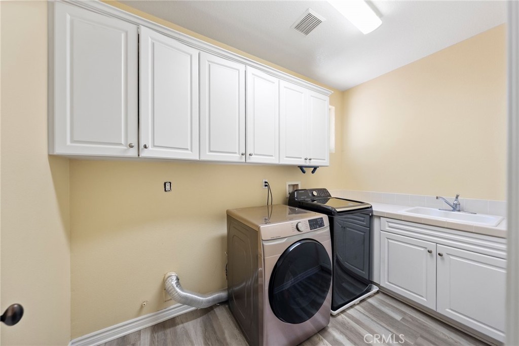 982 Camino Del Arroyo Drive 49