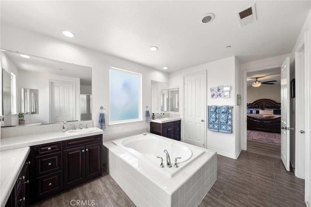 982 Camino Del Arroyo Drive 49