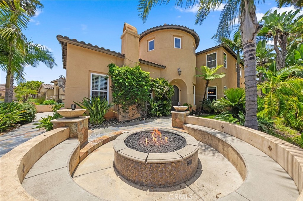 982 Camino Del Arroyo Drive 49