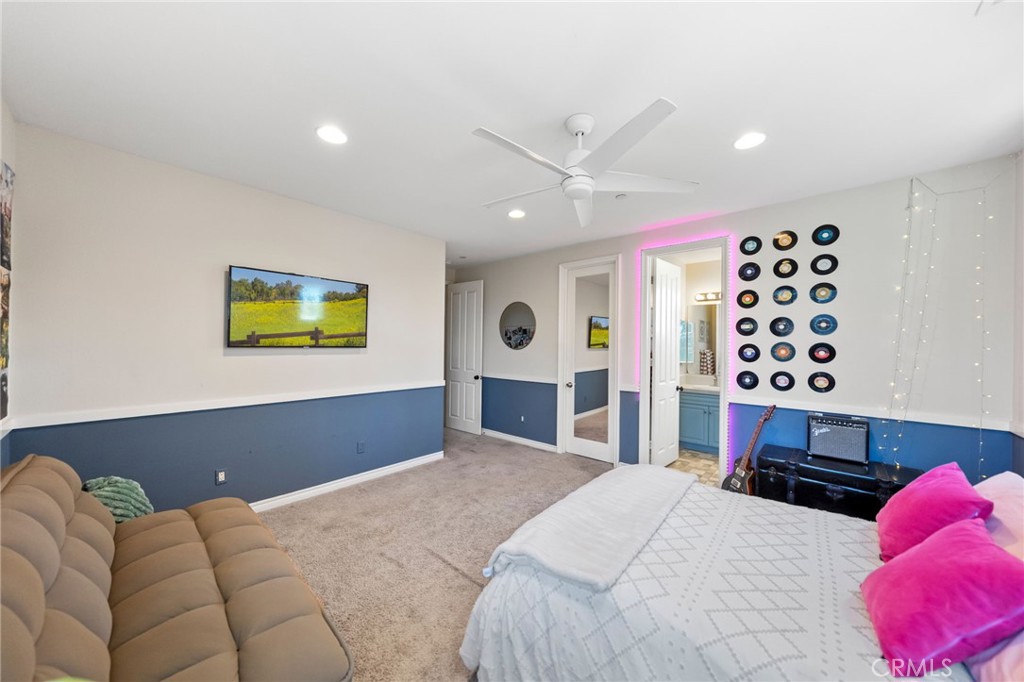 982 Camino Del Arroyo Drive 49