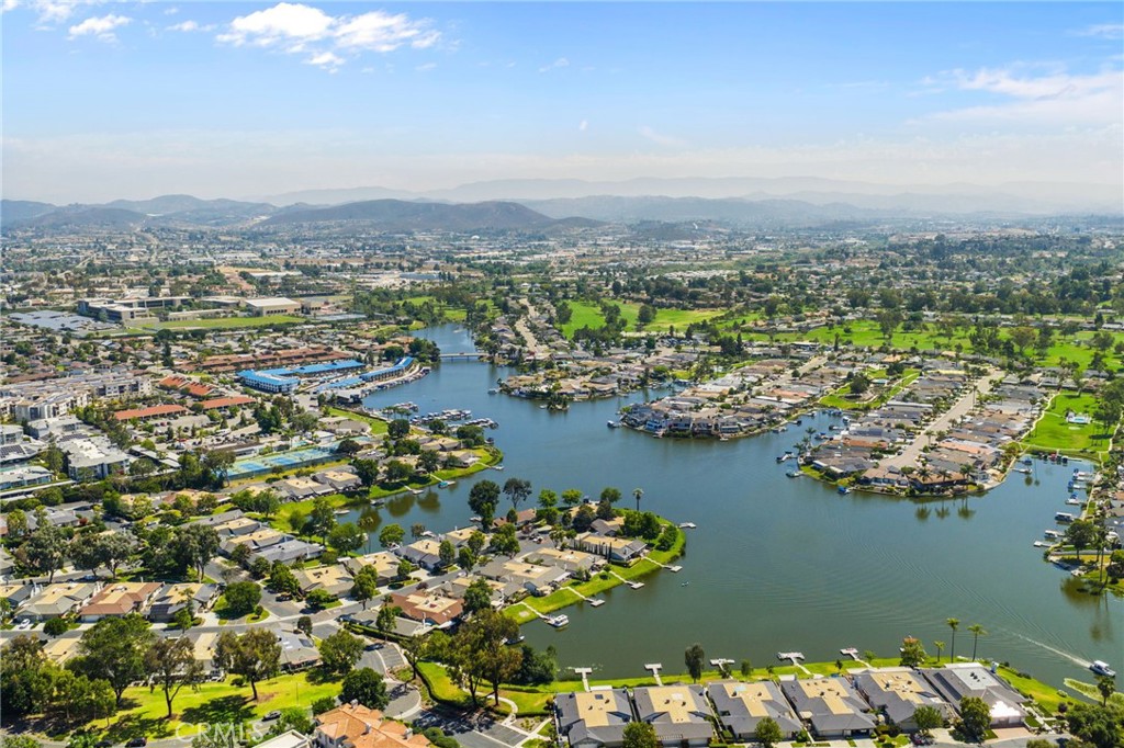 982 Camino Del Arroyo Drive 49