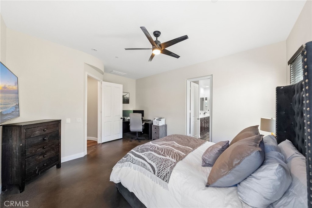 982 Camino Del Arroyo Drive 49