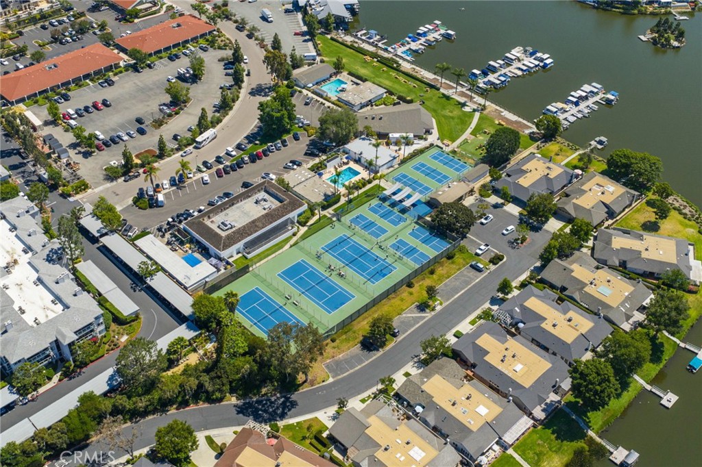 982 Camino Del Arroyo Drive 49