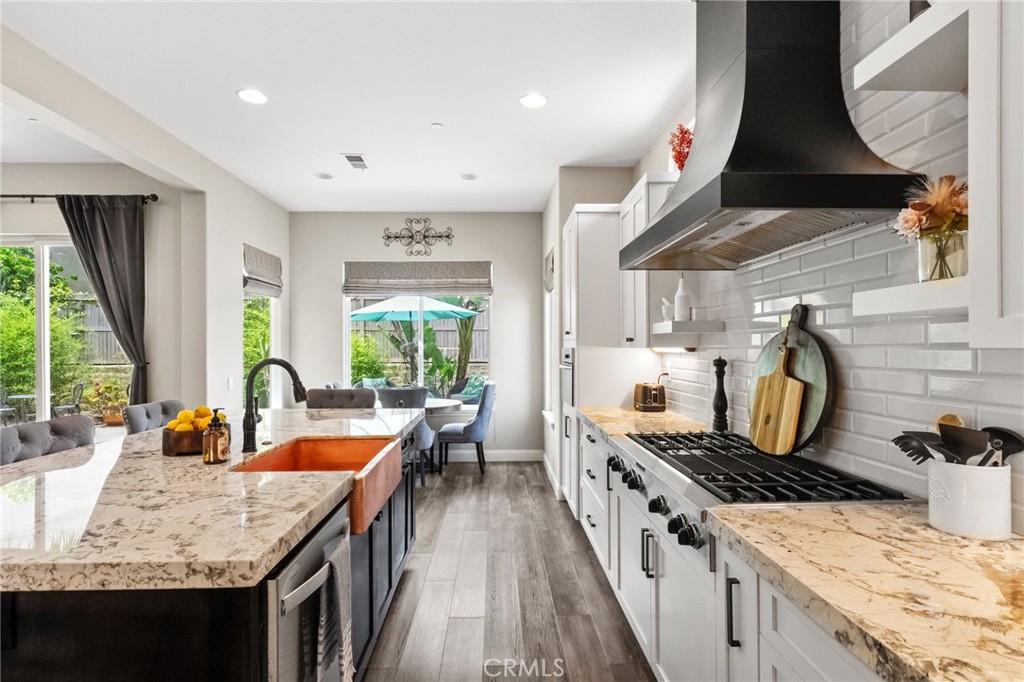 982 Camino Del Arroyo Drive 49