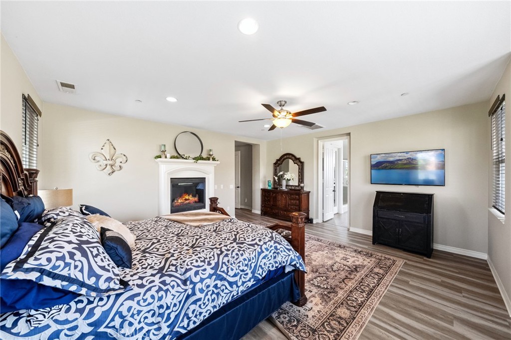 982 Camino Del Arroyo Drive 49