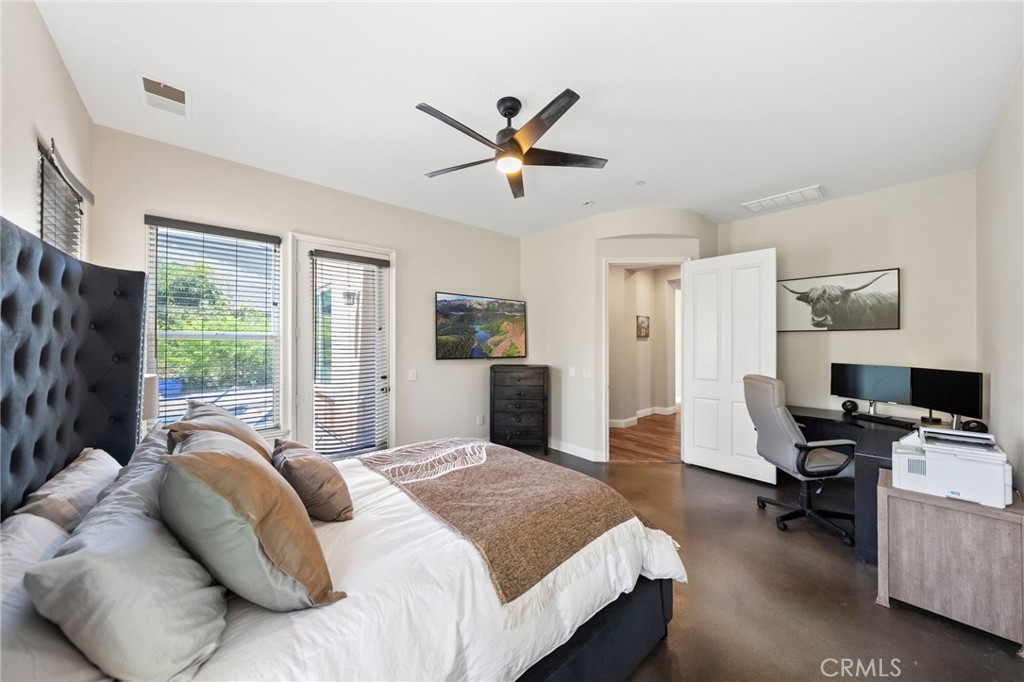 982 Camino Del Arroyo Drive 49