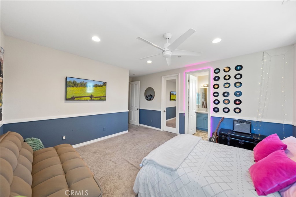 982 Camino Del Arroyo Drive 49