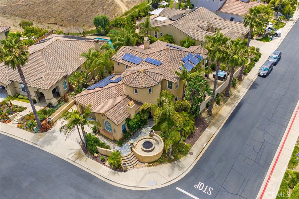 982 Camino Del Arroyo Drive 49