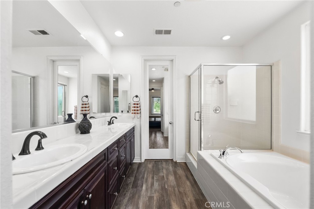 982 Camino Del Arroyo Drive 49