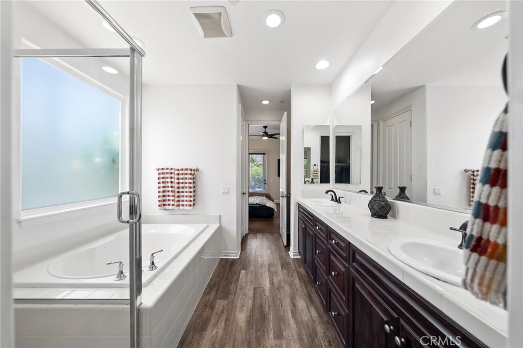 982 Camino Del Arroyo Drive 49