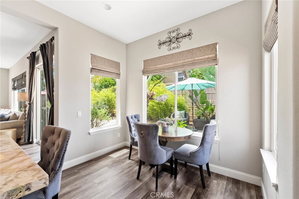 982 Camino Del Arroyo Drive 49