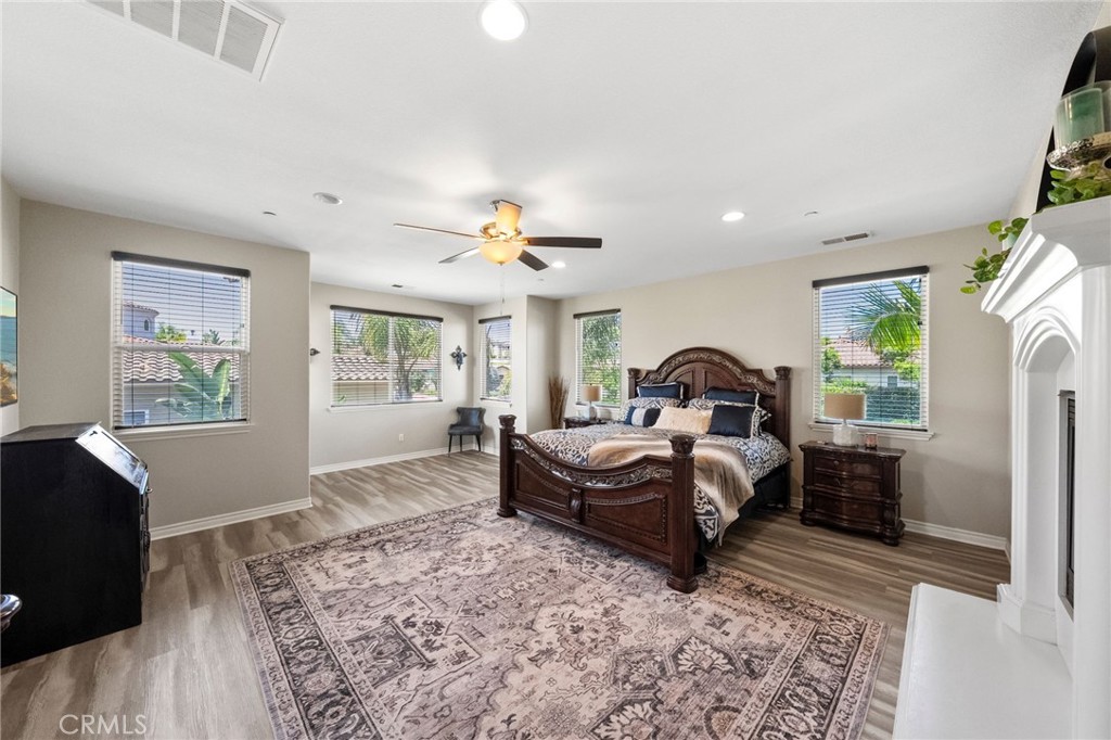 982 Camino Del Arroyo Drive 49