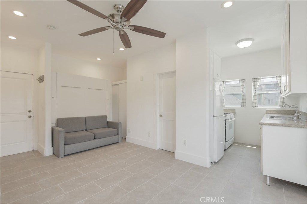 354 Chestnut Avenue 33