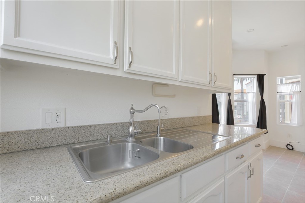 354 Chestnut Avenue 33