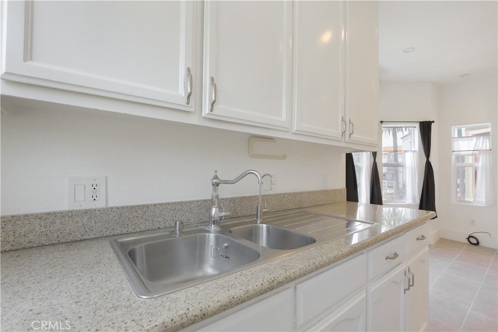 354 Chestnut Avenue 33